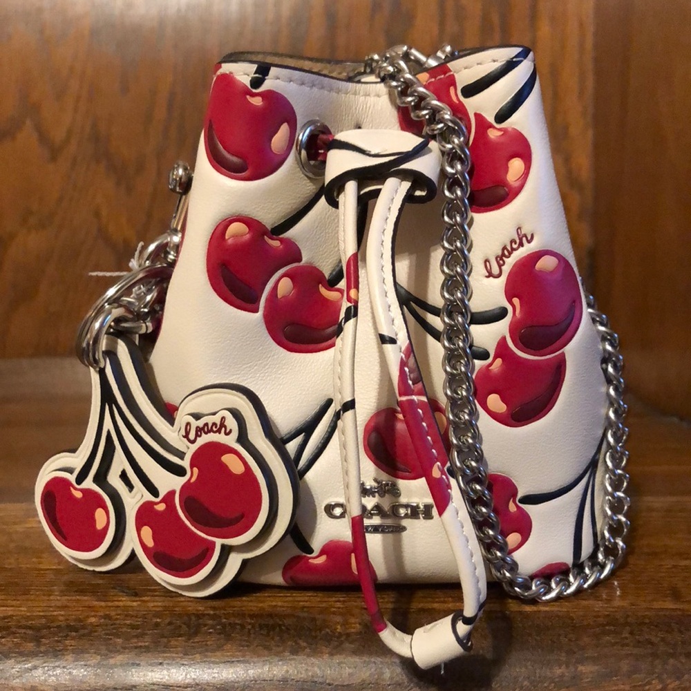 NWT-Coach-SET-Drawstring Wristlet & Bag Charm/Keychain-Chalk White-Cherry🍒$306